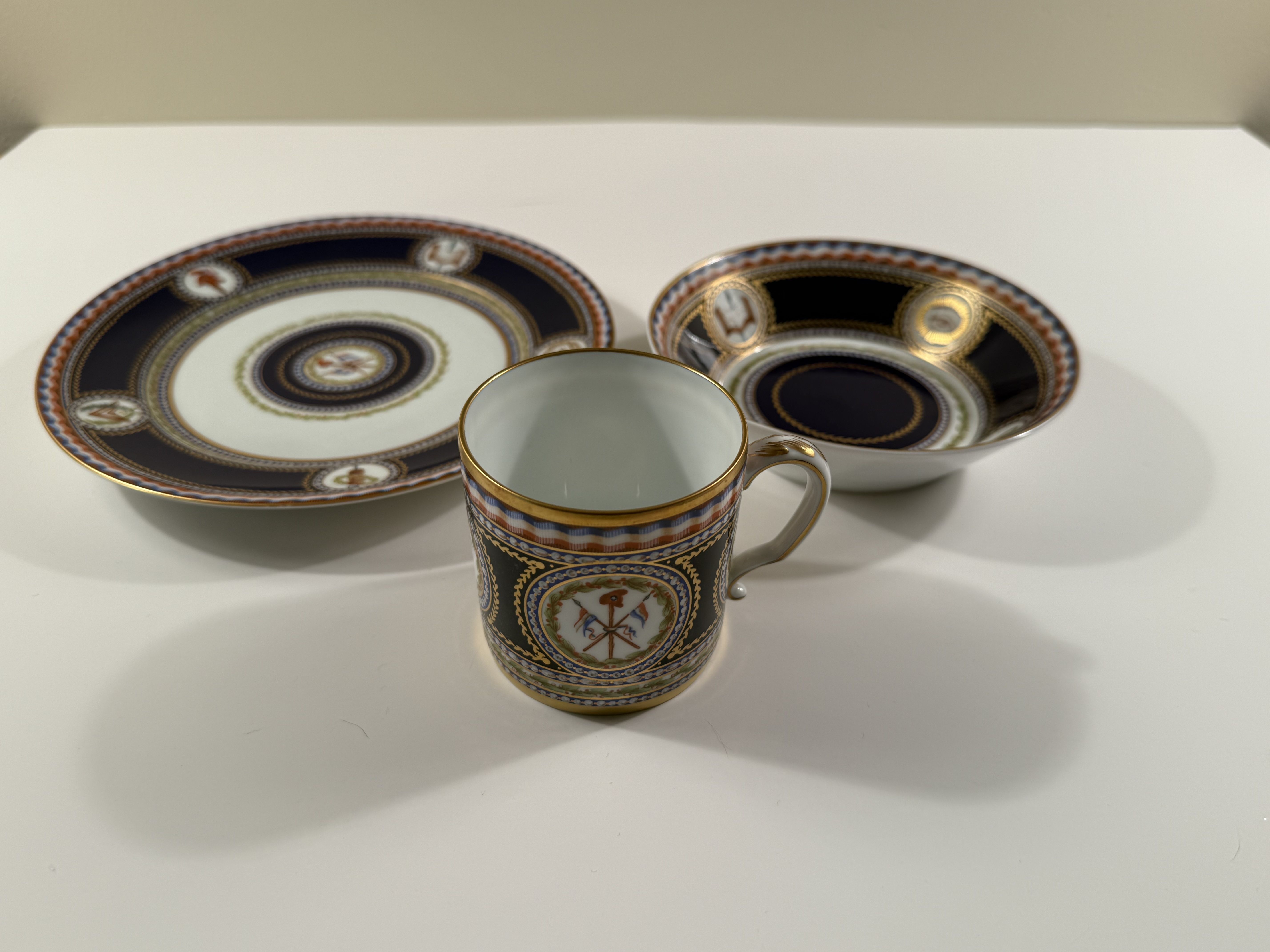 "Service de Lumière" (Cup of Light)